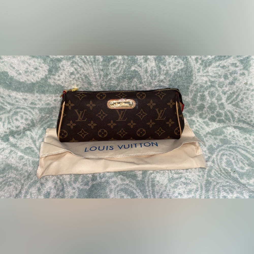 LV Small Bag Never Used